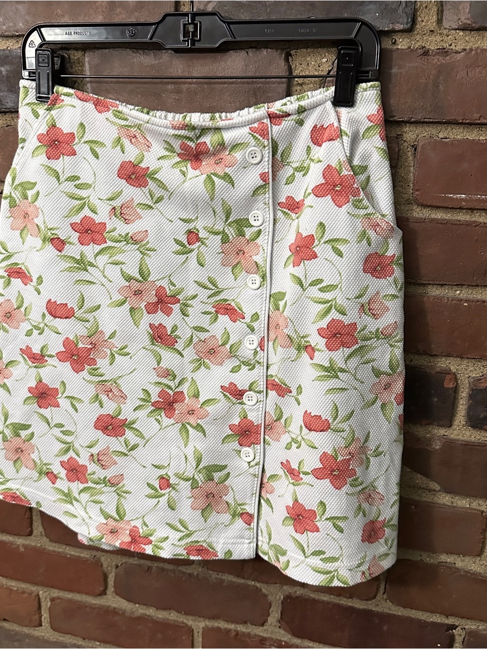 VTG Dressbard floral pull on skort size large (29 X 18)
